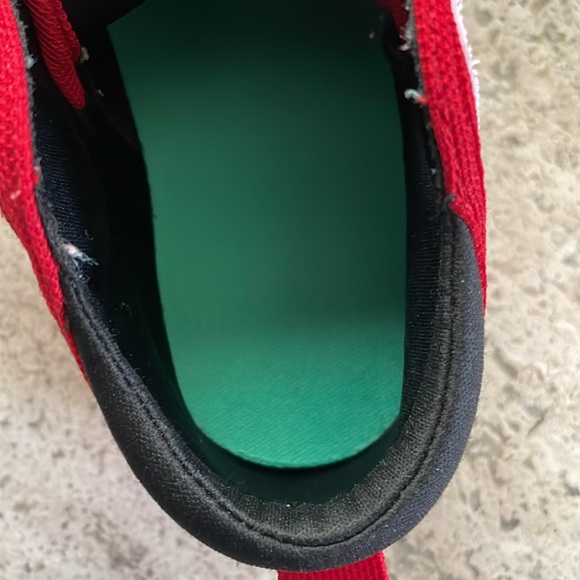 Ikiki ladybug shoes 7 toddler - Picture 10 of 10